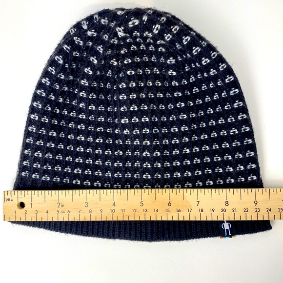 Smartwool Knit Black and White Beanie - Picture 2 of 3